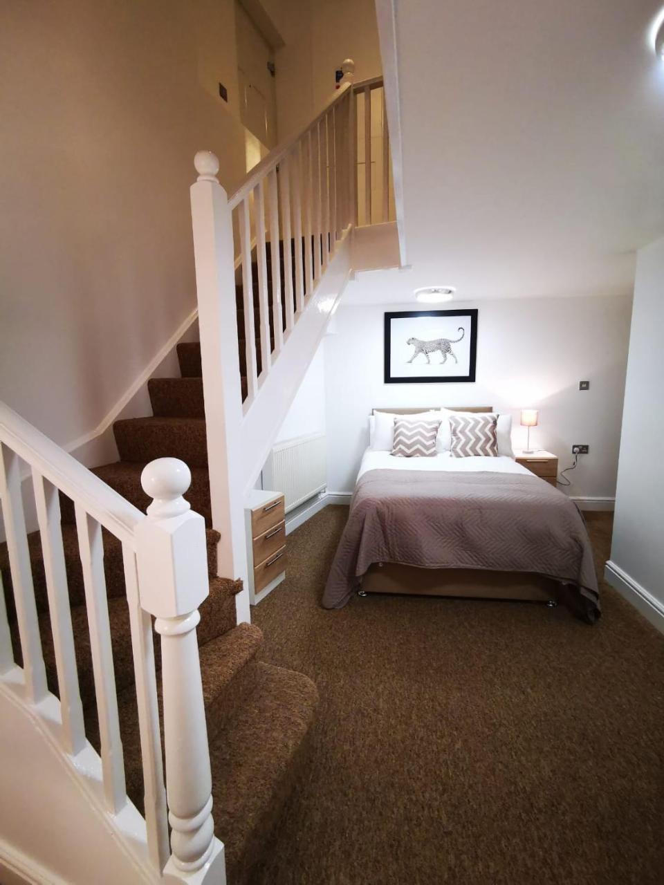 Capital Host- Apartments Euston Londyn Zewnętrze zdjęcie