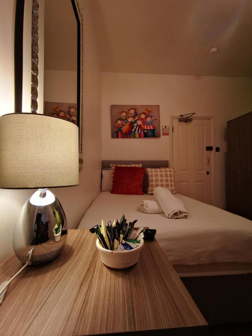 Capital Host- Apartments Euston Londyn Zewnętrze zdjęcie